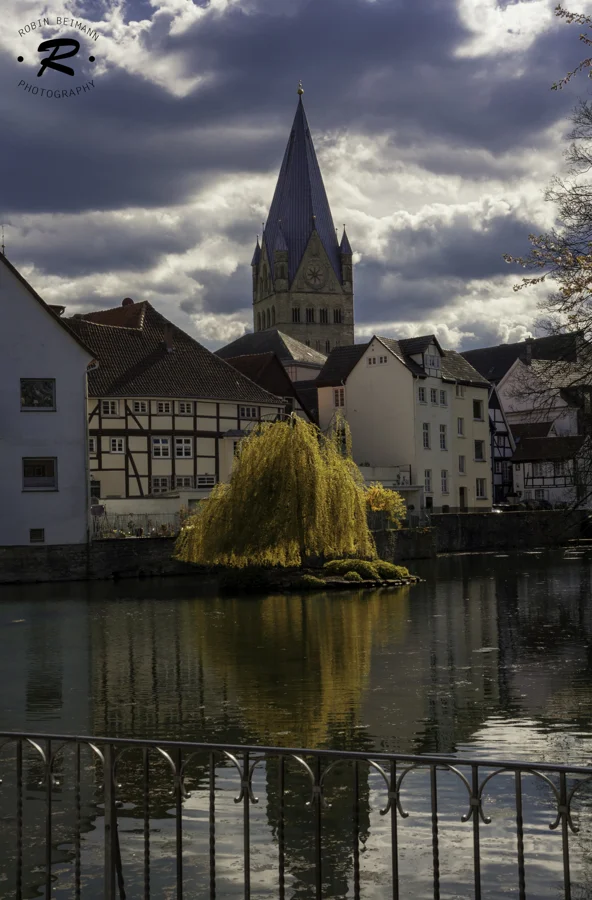 Architekturaufnahme mit markanten Linien und Perspektiven